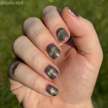 Load image into Gallery viewer, Victorian Varnish - Mean Green Mother - MAGNETIC

