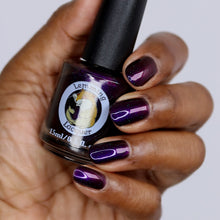 Load image into Gallery viewer, Lemming Lacquer - Catwoman - OVERSTOCK
