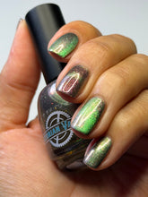 Load image into Gallery viewer, Victorian Varnish - Mean Green Mother - MAGNETIC
