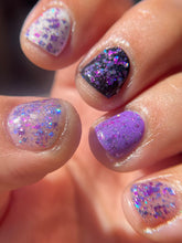 Load image into Gallery viewer, Humble Bee Polish - She's Got Sparkle On Her Face
