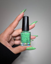Load image into Gallery viewer, Lilypad Lacquer - I Want to Believe
