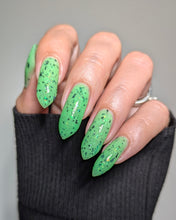 Load image into Gallery viewer, Lilypad Lacquer - I Want to Believe

