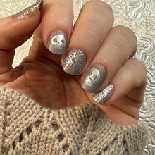 Load image into Gallery viewer, Sassy Cats Lacquer - Epic Fantasy
