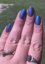 Load image into Gallery viewer, The Peach Pit Co. - Creating the Stars
