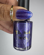 Load image into Gallery viewer, The Peach Pit Co. - Gandolf the Purple - MAGNETIC
