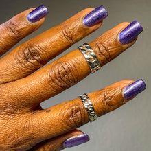 Load image into Gallery viewer, The Peach Pit Co. - Gandolf the Purple - MAGNETIC
