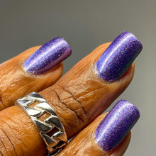 Load image into Gallery viewer, The Peach Pit Co. - Gandolf the Purple - MAGNETIC
