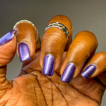 Load image into Gallery viewer, The Peach Pit Co. - Gandolf the Purple - MAGNETIC
