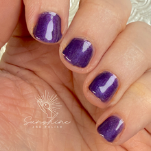 Load image into Gallery viewer, Sassy Cats Lacquer - Witching Hour
