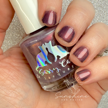 Load image into Gallery viewer, Sassy Cats Lacquer - Enochian Glow
