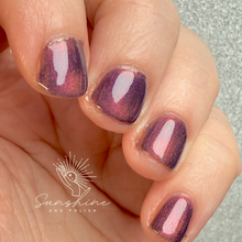 Load image into Gallery viewer, Sassy Cats Lacquer - Enochian Glow
