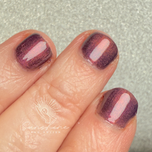 Load image into Gallery viewer, Sassy Cats Lacquer - Enochian Glow
