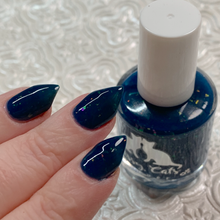 Load image into Gallery viewer, Sassy Cats Lacquer - Otherworldly Realm  - POLISH

