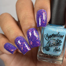 Load image into Gallery viewer, Chamaeleon Nails - Scare Leader - SOLAR
