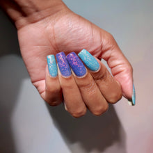 Load image into Gallery viewer, Chamaeleon Nails - Scare Leader - SOLAR
