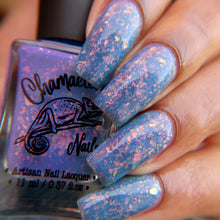 Load image into Gallery viewer, Chamaeleon Nails - Scare Leader - SOLAR
