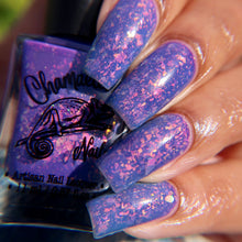 Load image into Gallery viewer, Chamaeleon Nails - Scare Leader - SOLAR
