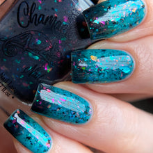 Load image into Gallery viewer, Chamaeleon Nails - Shadow Wolf - THERMAL
