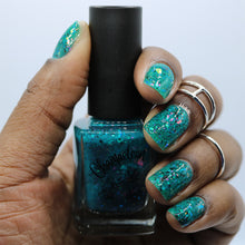 Load image into Gallery viewer, Chamaeleon Nails - Shadow Wolf - THERMAL
