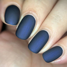 Load image into Gallery viewer, Sassy Cats Lacquer - Purrfect Matte - TOP COAT
