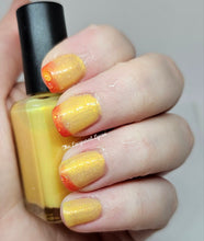 Load image into Gallery viewer, Naps &amp; Nails - The Maleficent Macaw - OVERSTOCK
