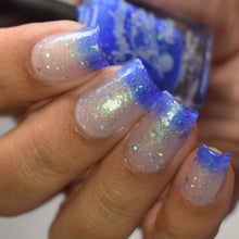 Load image into Gallery viewer, Chamaeleon Nails - Ghostwake - THERMAL
