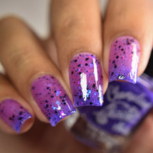Load image into Gallery viewer, Chamaeleon Nails - Gloomweaver - THERMAL
