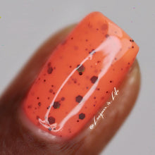 Load image into Gallery viewer, Zombie Claw - Last Girl at the Mall
