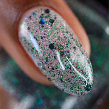 Load image into Gallery viewer, Zombie Claw - Rotten
