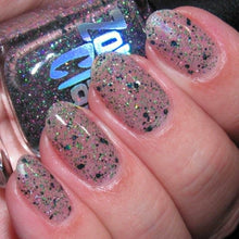 Load image into Gallery viewer, Zombie Claw - Rotten
