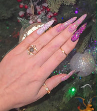 Load image into Gallery viewer, Zombie Claw - Rotten
