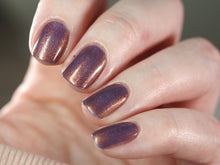 Load image into Gallery viewer, Lilypad Lacquer - Return of the King
