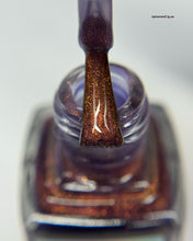 Load image into Gallery viewer, Lilypad Lacquer - Return of the King
