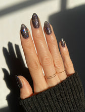 Load image into Gallery viewer, Cracked Polish - Purglittertory
