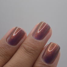 Load image into Gallery viewer, Lilypad Lacquer - Return of the King
