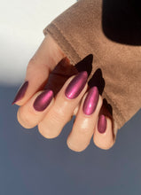 Load image into Gallery viewer, Cracked Polish - 7-String Viper
