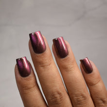 Load image into Gallery viewer, Wicked Lacquer - Tauriel - MAGNETIC
